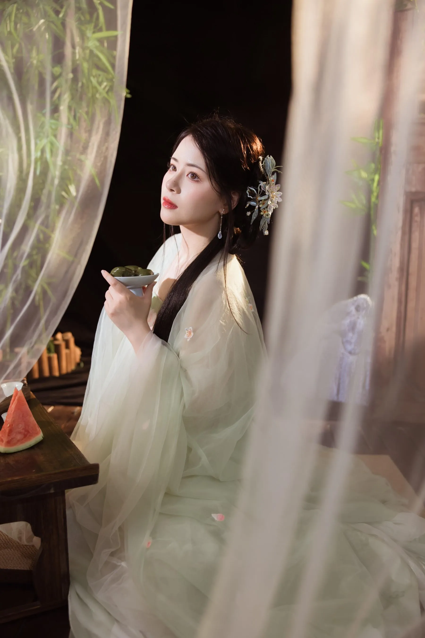 [YITUYU艺图语]2022.08.05 夏日庭院 公子不坏__ [22P]插图